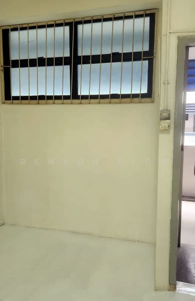 568049, , 690 sqft, Light Industrial (B1) For Rent, by Benson Leow, 500232202 - Interior - CommercialGuru.com.sg