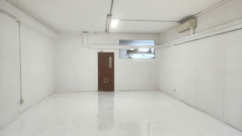 568049, , 690 sqft, Light Industrial (B1) For Rent, by Benson Leow, 500232202 - Interior - CommercialGuru.com.sg