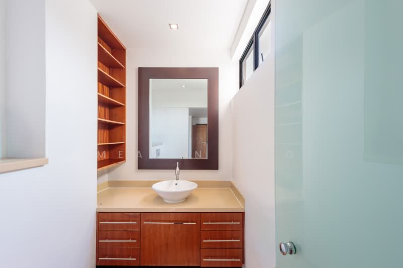 Hillcrest Arcadia, 255 Arcadia Road, 4 Bedrooms, 2,530 sqft, Condominium For Sale, by Meagan Tang, 500232216 - Bathroom - PropertyGuru.com.sg