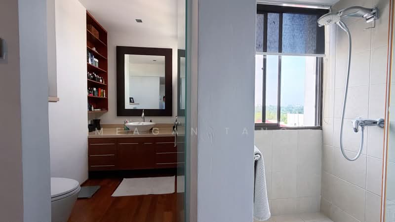 Hillcrest Arcadia, 255 Arcadia Road, 4 Bedrooms, 2,530 sqft, Condominium For Sale, by Meagan Tang, 500232216 - Bathroom - PropertyGuru.com.sg