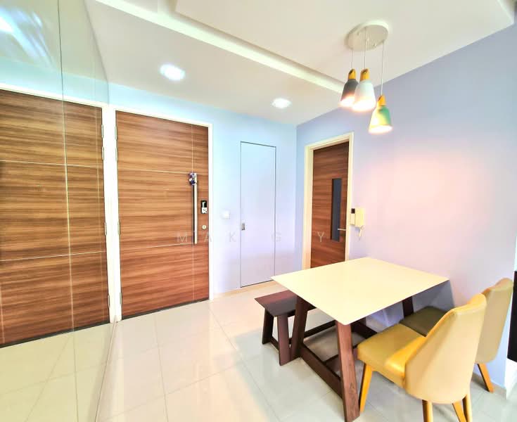Arc at Tampines, 9 Tampines Avenue 8, 2 Bedrooms, 807 sqft, Condominium For Rent, by Mak G Y, 500232218 - Entrance - PropertyGuru.com.sg