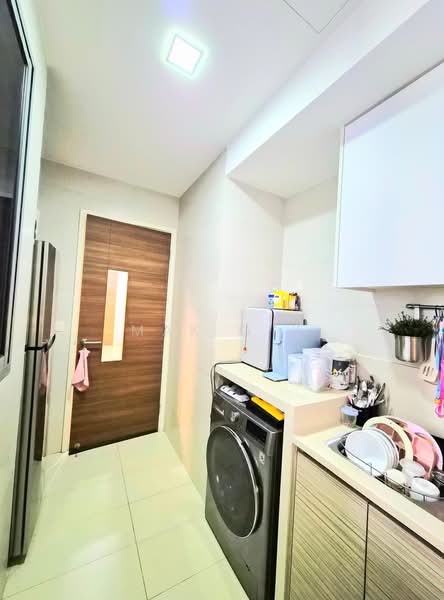 Arc at Tampines, 9 Tampines Avenue 8, 2 Bedrooms, 807 sqft, Condominium For Rent, by Mak G Y, 500232218 - Kitchen - PropertyGuru.com.sg