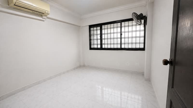 425 Choa Chu Kang Avenue 4, 425 Choa Chu Kang Avenue 4, 3 Bedrooms, 1,119 sqft, HDB Flat For Sale, by Charlie Goh, 500232219 - Bedroom 2 - PropertyGuru.com.sg