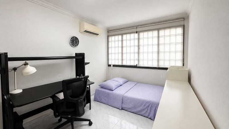 425 Choa Chu Kang Avenue 4, 425 Choa Chu Kang Avenue 4, 3 Bedrooms, 1,119 sqft, HDB Flat For Sale, by Charlie Goh, 500232219 - Bedroom - PropertyGuru.com.sg