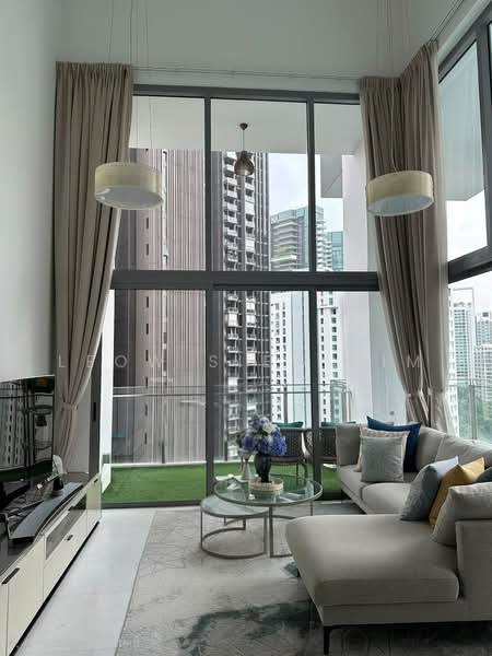 Starlight Suites, 11 River Valley Close, 4 Bedrooms, 1,824 sqft, Condominium For Sale, by Leow Siew Kim, 500232221 - Living Room - PropertyGuru.com.sg