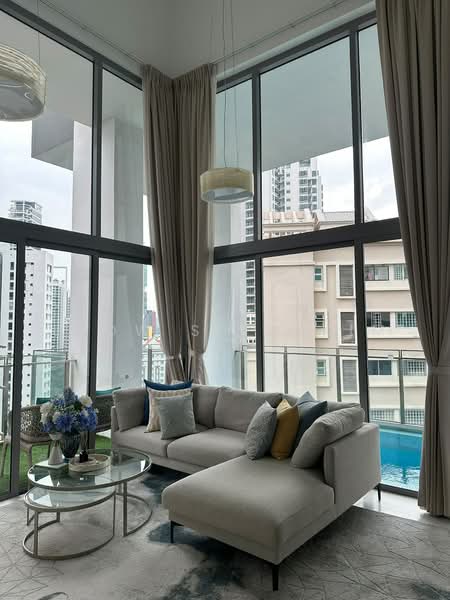 Starlight Suites, 11 River Valley Close, 4 Bedrooms, 1,824 sqft, Condominium For Sale, by Leow Siew Kim, 500232221 - Living Room - PropertyGuru.com.sg