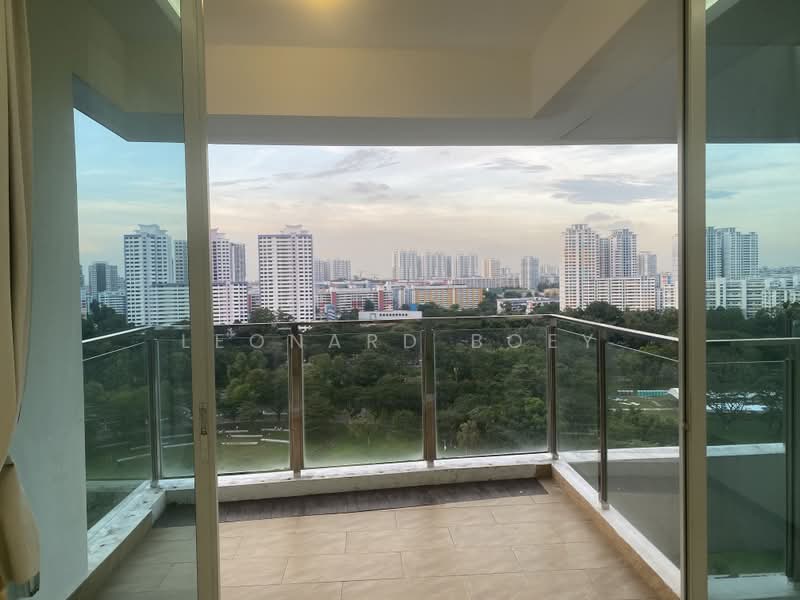 Clover By The Park, 2 Bishan Street 25, 4 Bedrooms, 1,745 sqft, Condominium For Rent, by Leonard Boey, 500232223 - Balcony - PropertyGuru.com.sg
