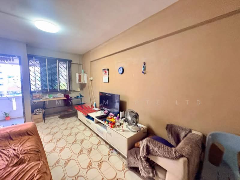 96 Geylang Bahru, 96 Geylang Bahru, 2 Bedrooms, 732 sqft, HDB Flat For Sale, by STEVEN NG, 500232231 - Living Room - PropertyGuru.com.sg