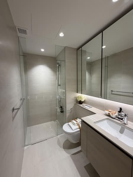 Narra Residences, , 5 Bedrooms, 1,658 sqft, Condominium For Sale, by Keith Chua, 500232246 - Bathroom - PropertyGuru.com.sg