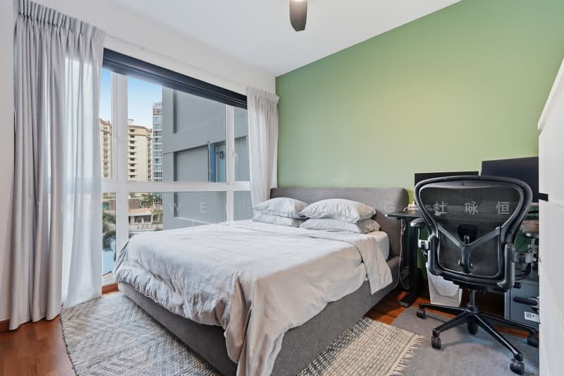 Waterview, 89 Tampines Avenue 1, 2 Bedrooms, 786 sqft, Condominium For Sale, by Thoo Weng Heng 杜咏恒 (Wayne), 500232256 - Master Bedroom with Blackout Ziptrak - PropertyGuru.com.sg