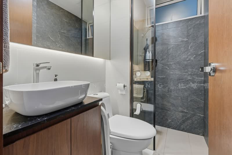 Waterview, 89 Tampines Avenue 1, 2 Bedrooms, 786 sqft, Condominium For Sale, by Thoo Weng Heng 杜咏恒 (Wayne), 500232256 - Bathroom - PropertyGuru.com.sg