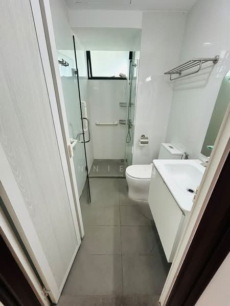 Westmere, , Room Rental, 100 sqft, Condominium For Rent, by Winnie Lee, 500232262 - Bathroom - PropertyGuru.com.sg