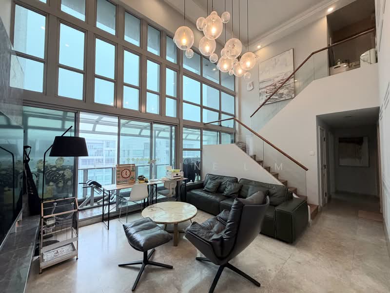 Lakeholmz, 82 Corporation Road, 5 Bedrooms, 2,454 sqft, Condominium For Sale, by Pristine Lim, 500232265 - Living Room - PropertyGuru.com.sg