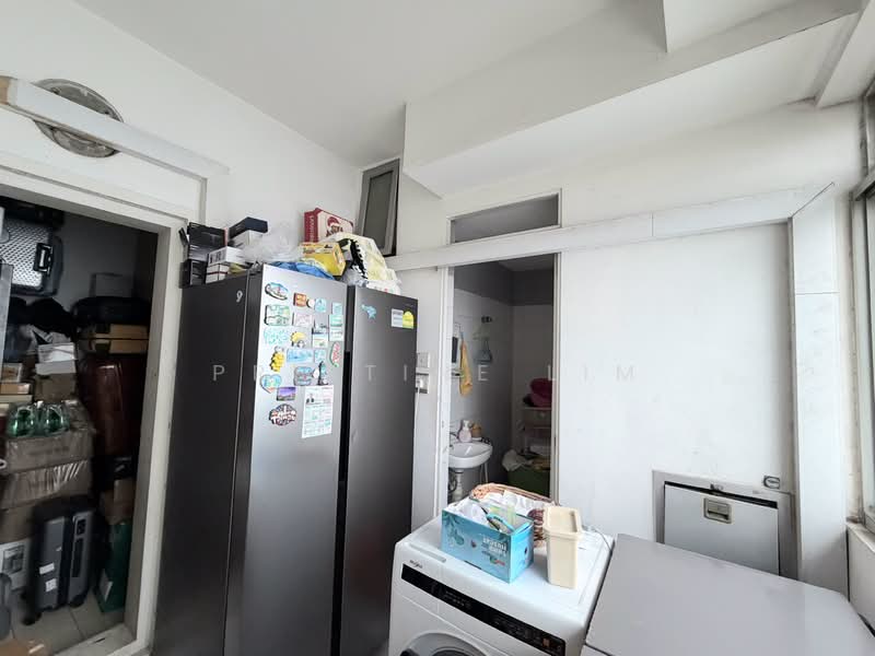 Lakeholmz, 82 Corporation Road, 5 Bedrooms, 2,454 sqft, Condominium For Sale, by Pristine Lim, 500232265 - Interior - PropertyGuru.com.sg