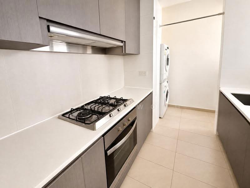 FLO Residence, Punggol Field Walk, Hougang / Punggol / Sengkang, 3 Bedrooms, 926 sqft, Condominium For Rent, by Eunice Wong, 500232270 - Kitchen - PropertyGuru.com.sg
