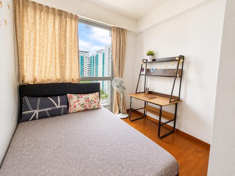 FLO Residence, Punggol Field Walk, Hougang / Punggol / Sengkang, 3 Bedrooms, 926 sqft, Condominium For Rent, by Eunice Wong, 500232270 - Bedroom - PropertyGuru.com.sg