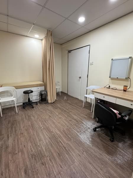 151 Bukit Batok street 11, 151 Bukit Batok street 11, Clementi Park / Upper Bukit Timah, 350 sqft, Shop / Shophouse For Rent, by Joshua Boon, 500232281 - Interior - CommercialGuru.com.sg