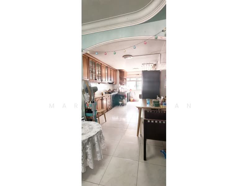104 Bedok North Avenue 4, 104 Bedok North Avenue 4, 2 Bedrooms, 720 sqft, HDB Flat For Sale, by Mardina Johan, 500232285 - Kitchen - PropertyGuru.com.sg