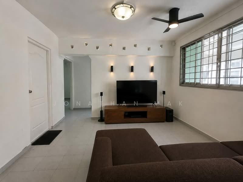 873 Tampines Street 84, 873 Tampines Street 84, 3 Bedrooms, 1,119 sqft, HDB Flat For Sale, by Jonathan Mak, 500232286 - Living Room - PropertyGuru.com.sg