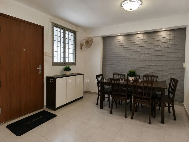 873 Tampines Street 84, 873 Tampines Street 84, 3 Bedrooms, 1,119 sqft, HDB Flat For Sale, by Jonathan Mak, 500232286 - Dining Room - PropertyGuru.com.sg