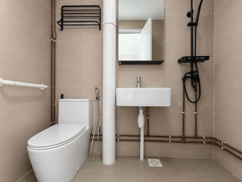 873 Tampines Street 84, 873 Tampines Street 84, 3 Bedrooms, 1,119 sqft, HDB Flat For Sale, by Jonathan Mak, 500232286 - Bathroom - PropertyGuru.com.sg