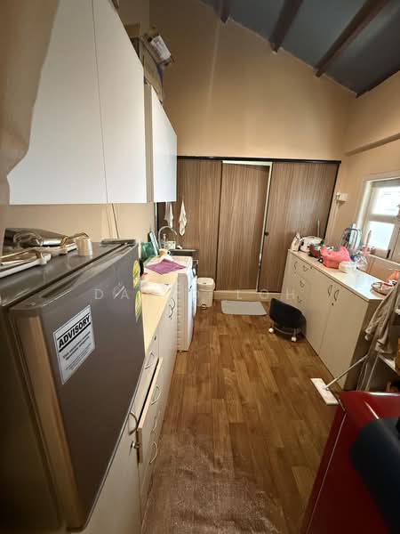 Kampong Glam Shop House, Arab Street, Beach Road / Bugis / Rochor, 450 sqft, Shop / Shophouse For Rent, by David Loh, 500232288 - Kitchen - CommercialGuru.com.sg