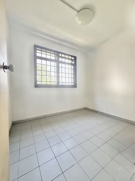 28 New Upper Changi Road, 28 New Upper Changi Road, 2 Bedrooms, 818 sqft, HDB Flat For Sale, by Joe Wong, 500232293 - Interior - PropertyGuru.com.sg
