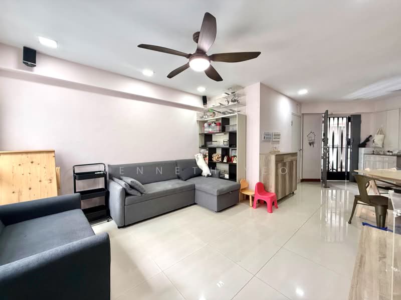 406C Fernvale Road, 406C Fernvale Road, 3 Bedrooms, 980 sqft, HDB Flat For Sale, by Kenneth Yeo, 500232297 - Living Room - PropertyGuru.com.sg