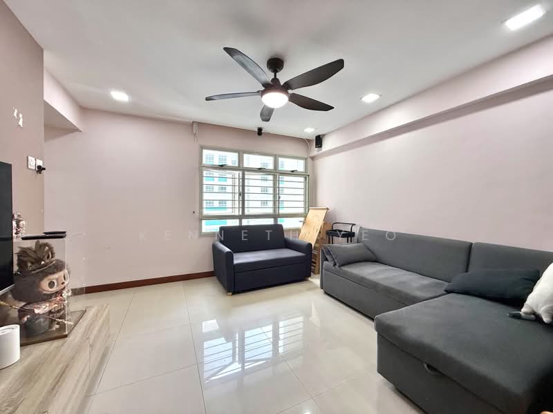 406C Fernvale Road, 406C Fernvale Road, 3 Bedrooms, 980 sqft, HDB Flat For Sale, by Kenneth Yeo, 500232297 - Living Room - PropertyGuru.com.sg