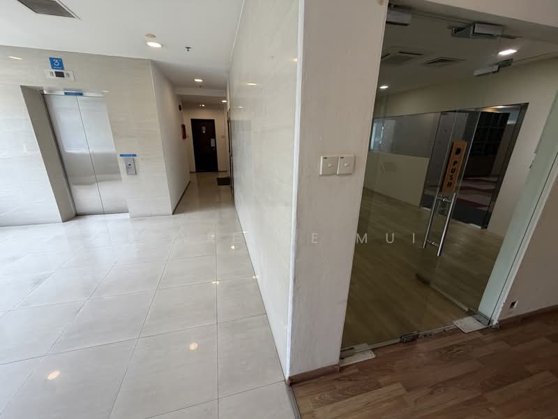 EPL Building, 1100 Lower Delta Road, 3,200 sqft, Light Industrial (B1) For Rent, by Lawrence Mui, 500232308 - Lobby - CommercialGuru.com.sg