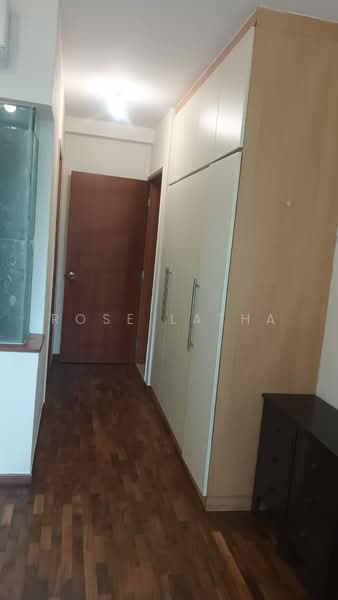 Lilydale, 550 Yishun Ave 6, 3 Bedrooms, 1,227 sqft, Condominium For Rent, by Rose Latha, 500232312 - Corridor - PropertyGuru.com.sg
