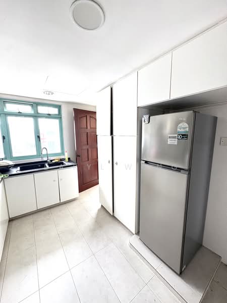 Ballota Park Condo, 152 Mariam Way, Room Rental, 120 sqft, Condominium For Rent, by Daryl Wong, 500232315 - Kitchen - PropertyGuru.com.sg