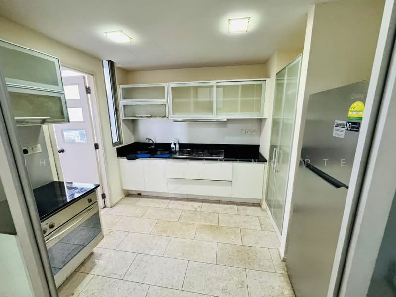 Kerrisdale, 30 Sturdee Road, Room Rental, 80 sqft, Apartment For Rent, by BUNNY, 500232324 - Kitchen - PropertyGuru.com.sg