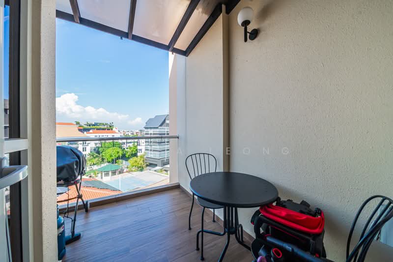 The Geranium, 33 Mangis Road, 3 Bedrooms, 1,625 sqft, Apartment For Sale, by Velisa Leong, 500232325 - Balcony - PropertyGuru.com.sg