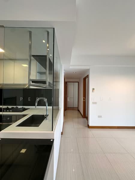 Woodhaven, 71 Woodgrove Avenue, 3 Bedrooms, 1,173 sqft, Condominium For Sale, by Perline Chua, 500232332 - Kitchen - PropertyGuru.com.sg