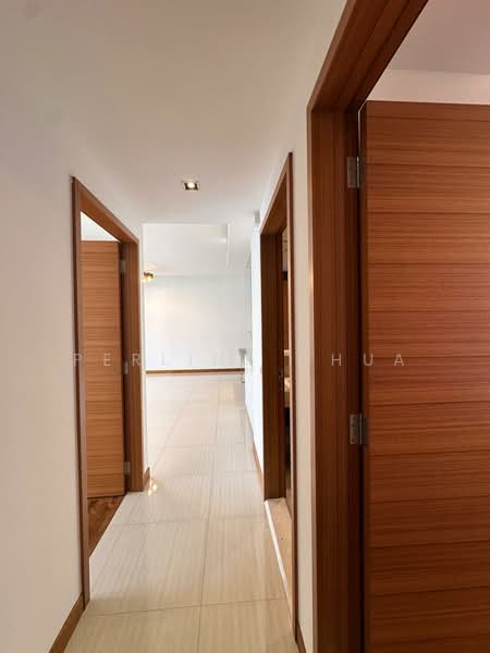 Woodhaven, 71 Woodgrove Avenue, 3 Bedrooms, 1,173 sqft, Condominium For Sale, by Perline Chua, 500232332 - Corridor - PropertyGuru.com.sg