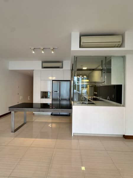 Woodhaven, 71 Woodgrove Avenue, 3 Bedrooms, 1,173 sqft, Condominium For Sale, by Perline Chua, 500232332 - Kitchen - PropertyGuru.com.sg