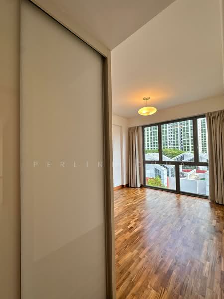 Woodhaven, 71 Woodgrove Avenue, 3 Bedrooms, 1,173 sqft, Condominium For Sale, by Perline Chua, 500232332 - Living Room - PropertyGuru.com.sg