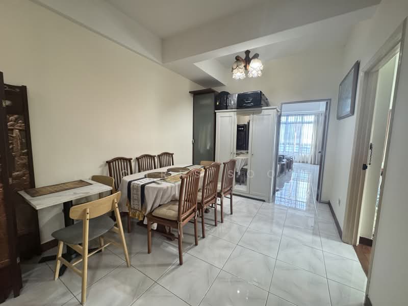 Springvale, 907 East Coast Road, 2 Bedrooms, 980 sqft, Apartment For Sale, by Chris Soo, 500232334 - Dining Room - PropertyGuru.com.sg