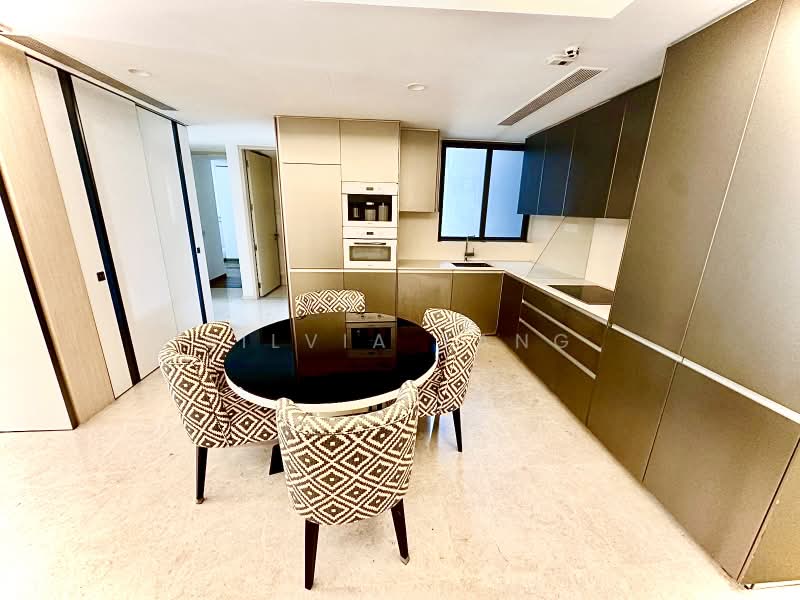 Cairnhill Nine, 9 Cairnhill Road, 2 Bedrooms, 1,044 sqft, Condominium For Sale, by Silvia Yang, 500232340 - PropertyGuru.com.sg