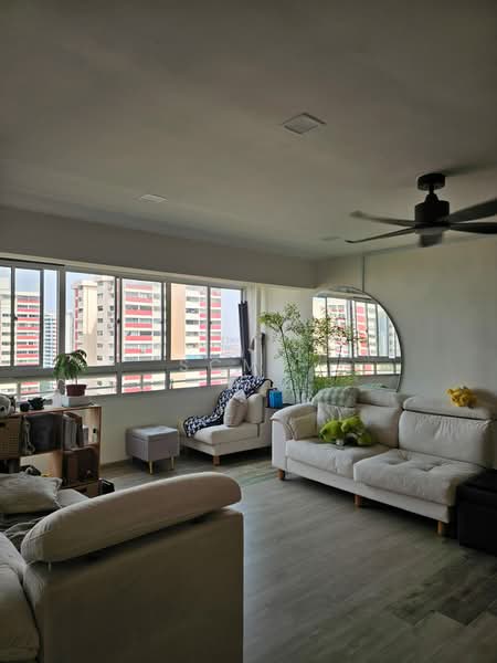 Neptune Court, 1 Marine Vista, 3 Bedrooms, 1,636 sqft, Apartment For Sale, by SCM ., 500232346 - Living Room - PropertyGuru.com.sg