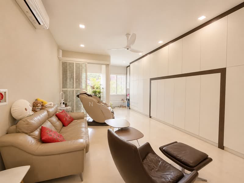 Duchess Crest, 66 Duchess Avenue, 4 Bedrooms, 2,088 sqft, Condominium For Sale, by Chen Cun You, 500232349 - Living Room - PropertyGuru.com.sg