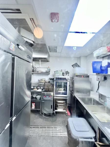 South Bridge Road, 198-198B South Bridge Road, Boat Quay / Raffles Place / Marina, 1,700 sqft, Shop / Shophouse For Rent, by Eve Lim, 500232352 - Kitchen - CommercialGuru.com.sg