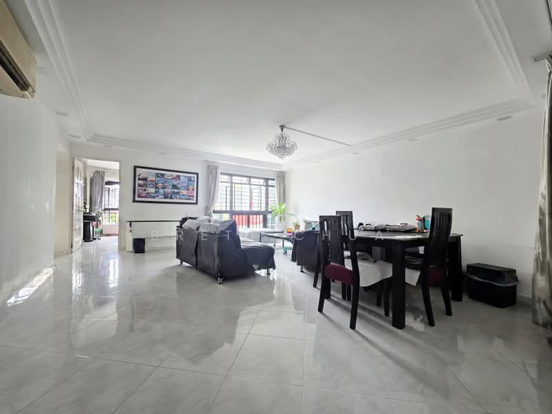 204A Compassvale Drive, 204A Compassvale Drive, 3 Bedrooms, 1,184 sqft, HDB Flat For Sale, by Brett Chua, 500232354 - Living Room - PropertyGuru.com.sg