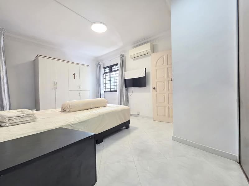 204A Compassvale Drive, 204A Compassvale Drive, 3 Bedrooms, 1,184 sqft, HDB Flat For Sale, by Brett Chua, 500232354 - Bedroom - PropertyGuru.com.sg