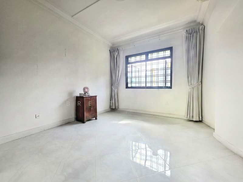 204A Compassvale Drive, 204A Compassvale Drive, 3 Bedrooms, 1,184 sqft, HDB Flat For Sale, by Brett Chua, 500232354 - Common Bedroom - PropertyGuru.com.sg