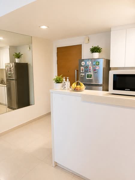 The Verve, 23 Jalan Rajah Road, 2 Bedrooms, 829 sqft, Condominium For Sale, by Reis Lim, 500232357 - Kitchen - PropertyGuru.com.sg
