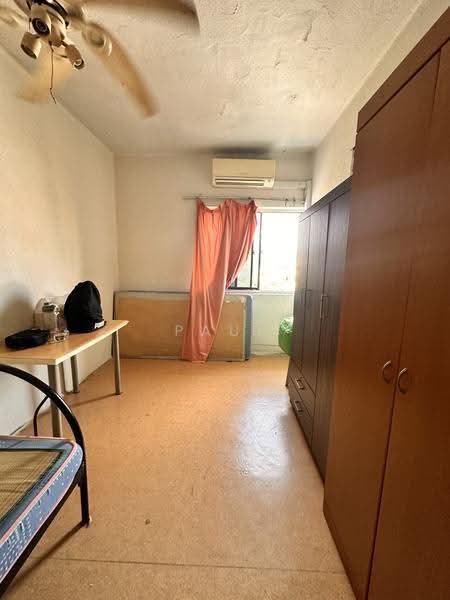 78 Guan Chuan Street, 78 Guan Chuan Street, Alexandra / Commonwealth, 3 Bedrooms, 797 sqft, Walk-up Apartment For Sale, by Paul Wong 黄逸强, 500232359 - Bedroom - PropertyGuru.com.sg