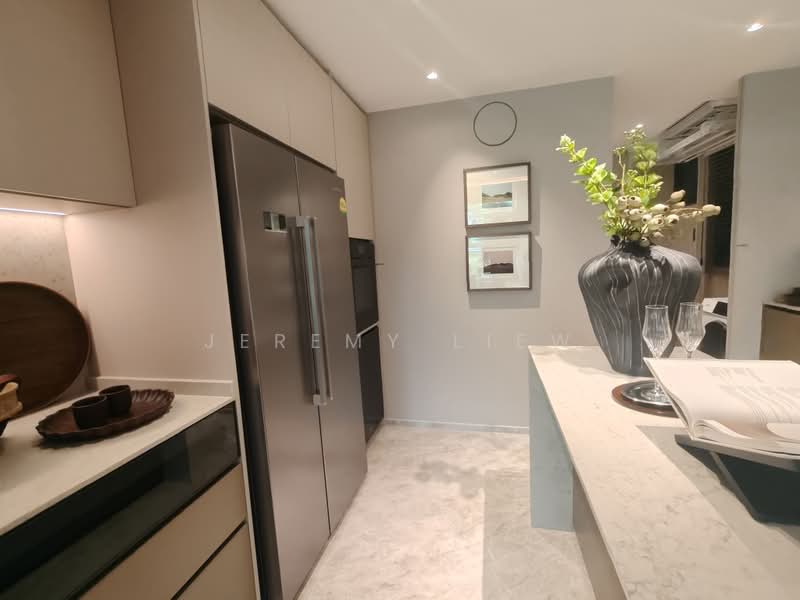 Dunearn House, 764 Dunearn Road, 4 Bedrooms, 1,378 sqft, Condominium For Sale, by Jeremy Liew, 500232362 - Kitchen - PropertyGuru.com.sg