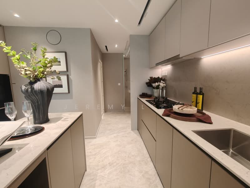 Dunearn House, 764 Dunearn Road, 4 Bedrooms, 1,378 sqft, Condominium For Sale, by Jeremy Liew, 500232362 - Kitchen - PropertyGuru.com.sg